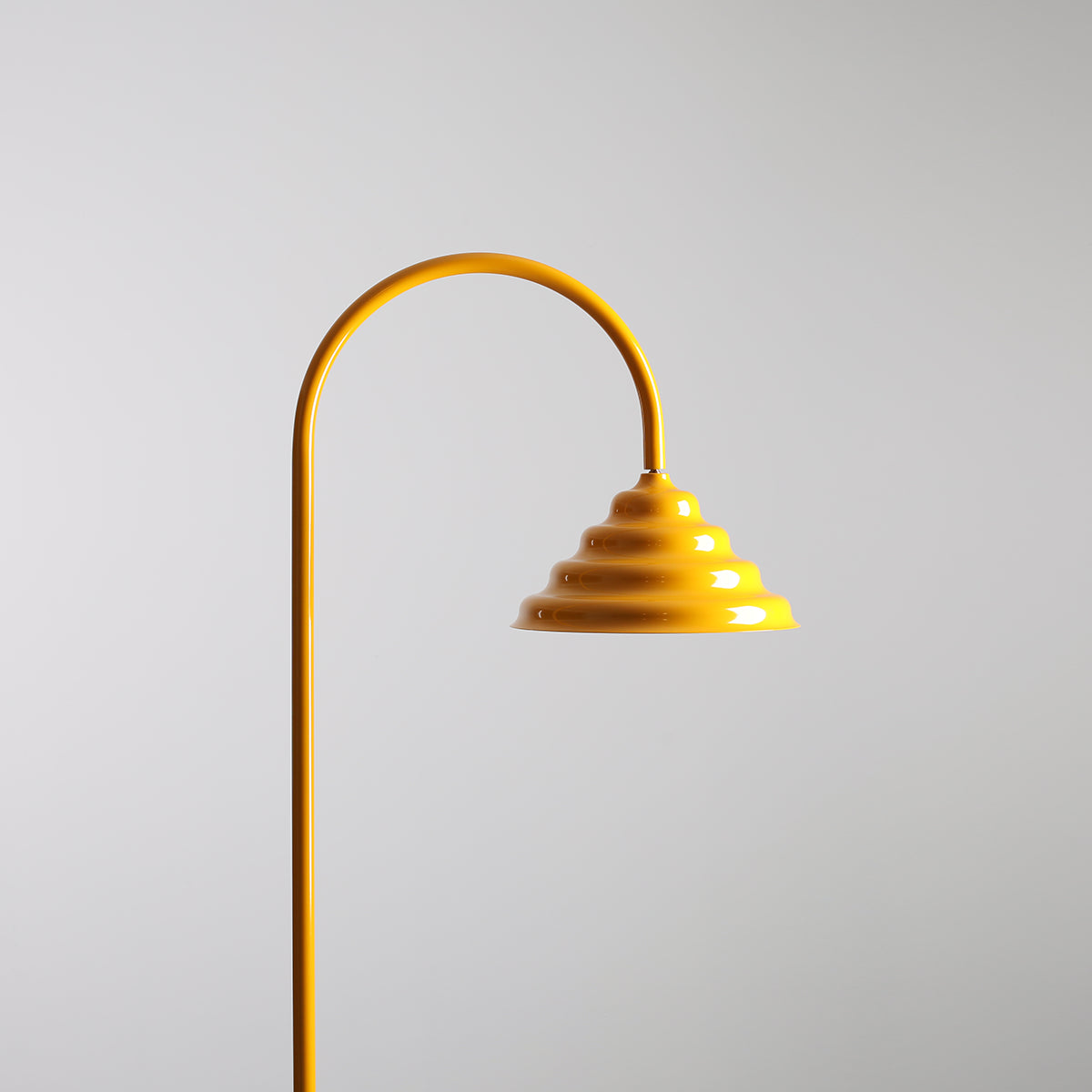 FALA arched floor lamp