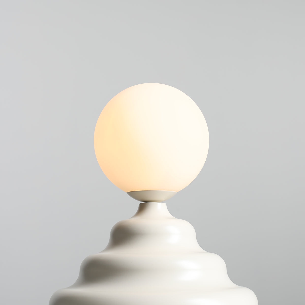 FALA table lamp