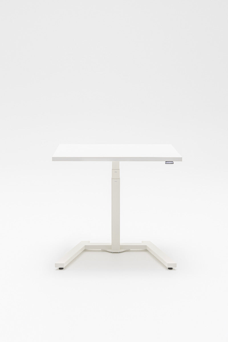 Ogi desk electrical height adjustment