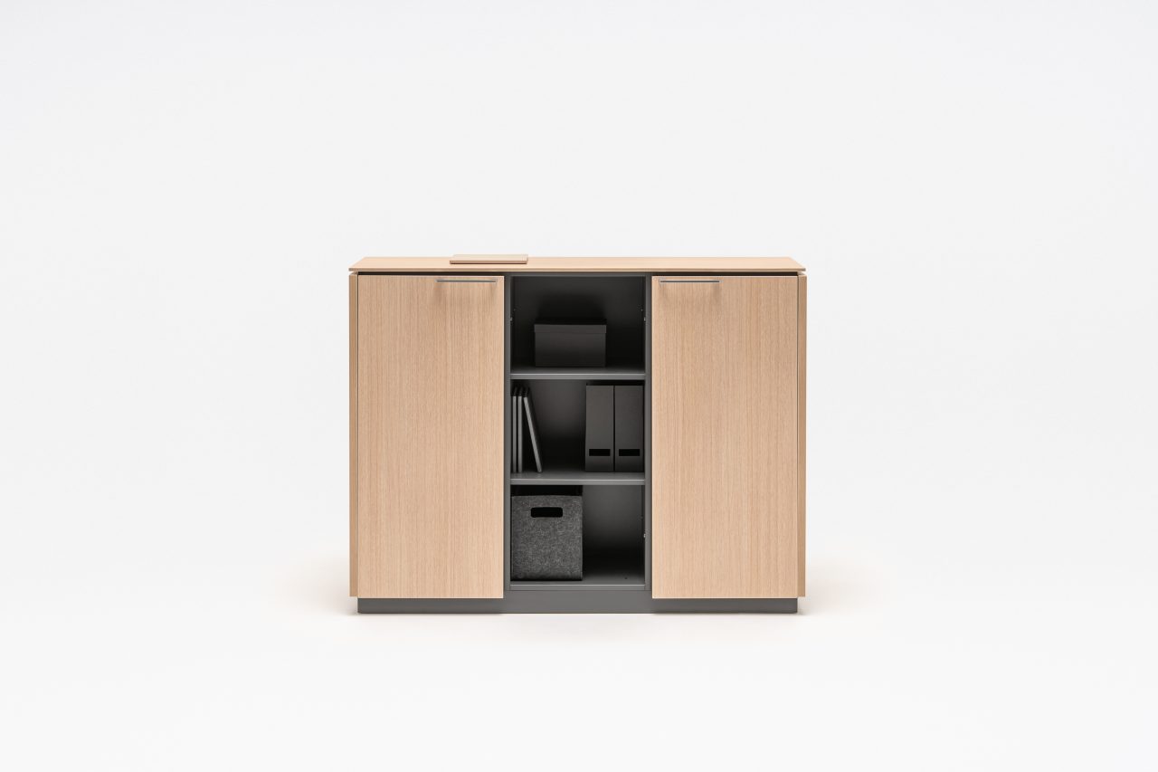 Status half-bookcase