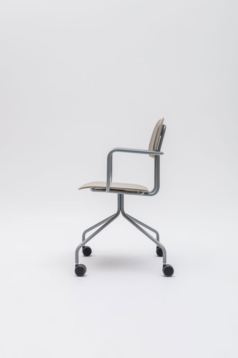 New plywood chair fixed base with castors