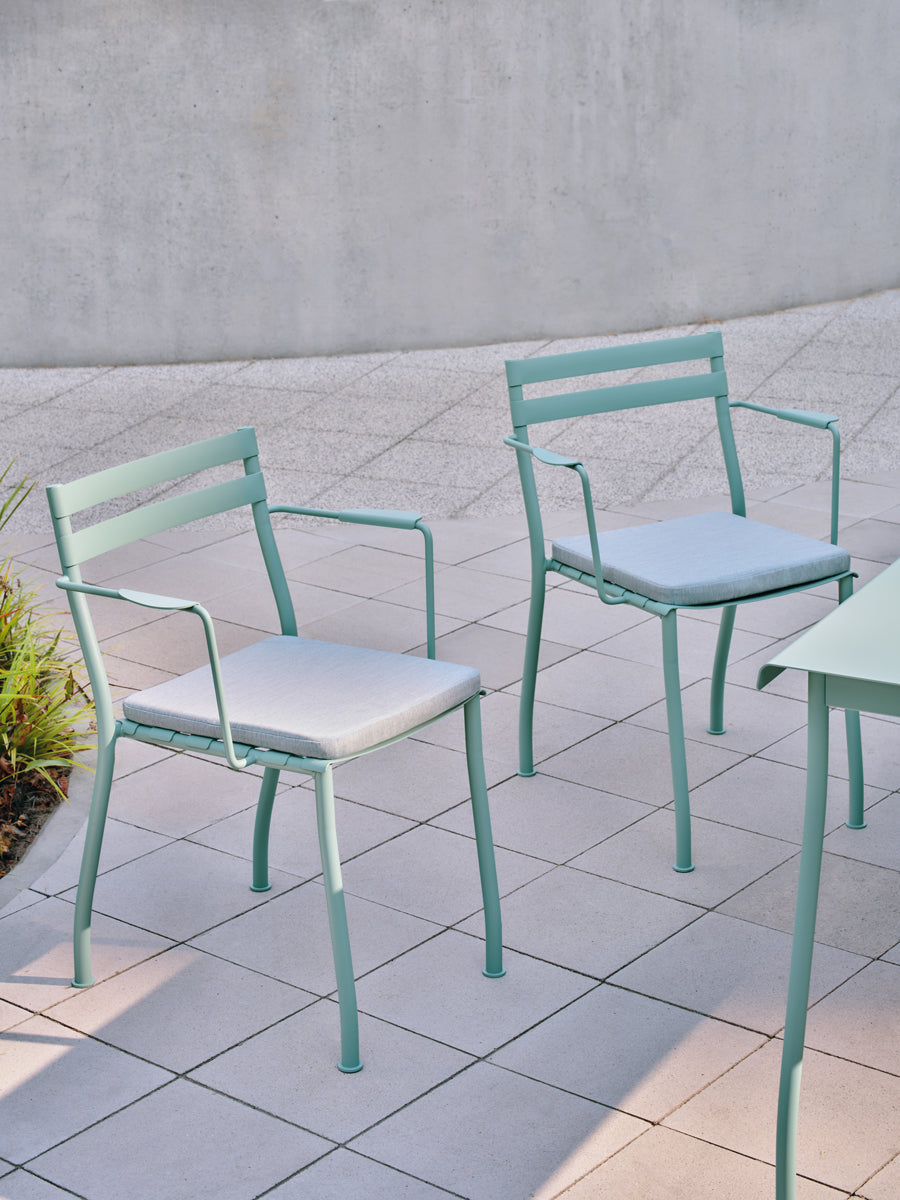 Flaner chair, set of 2