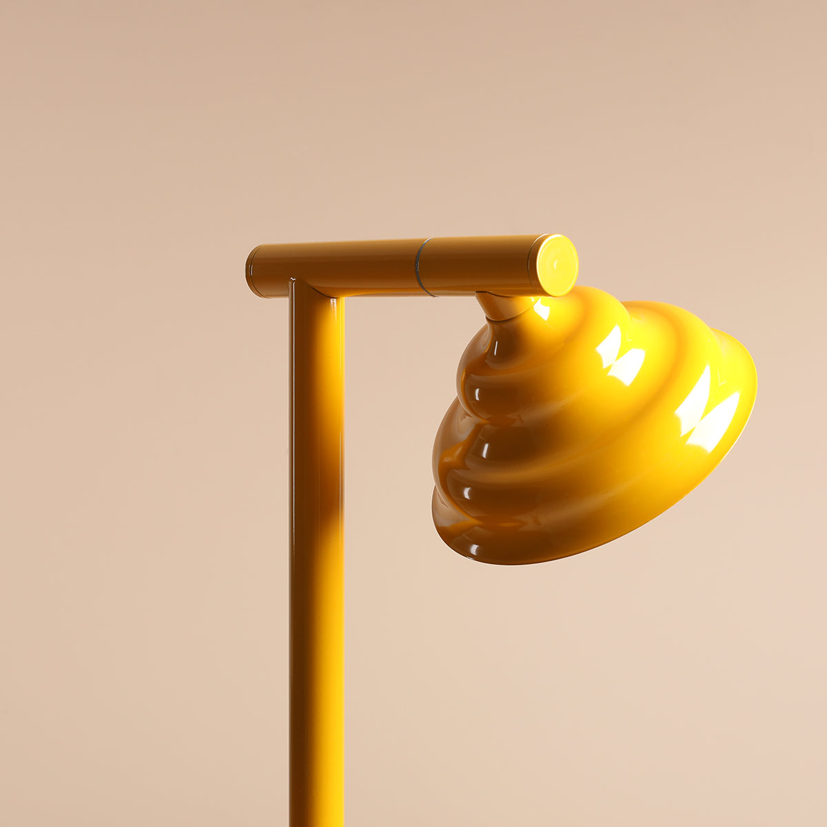 FALA desk lamp