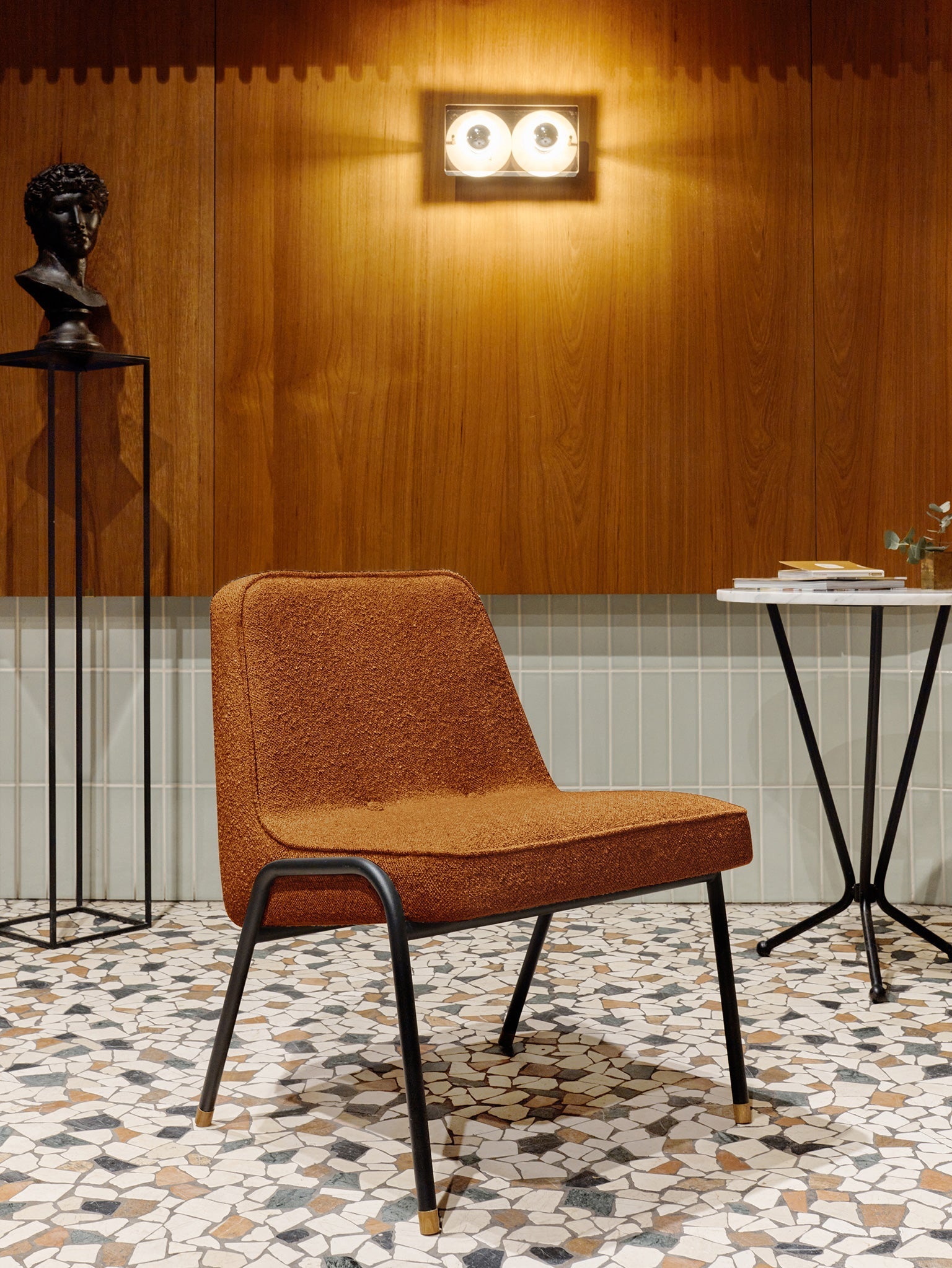 366 Metall-Clubsessel in Shine Velvet Senfgelb