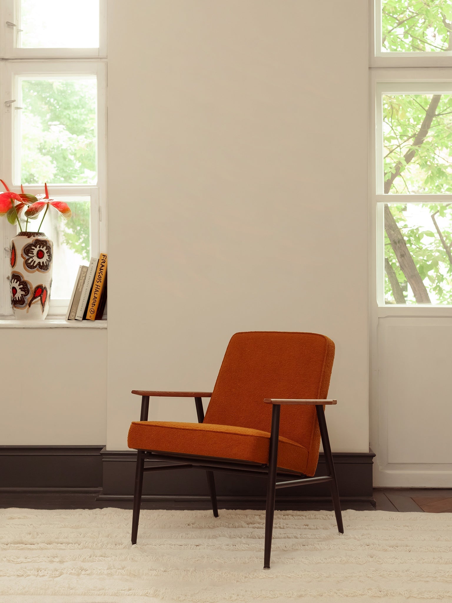 Fox Metal Lounge Chair in Boucle Sierra