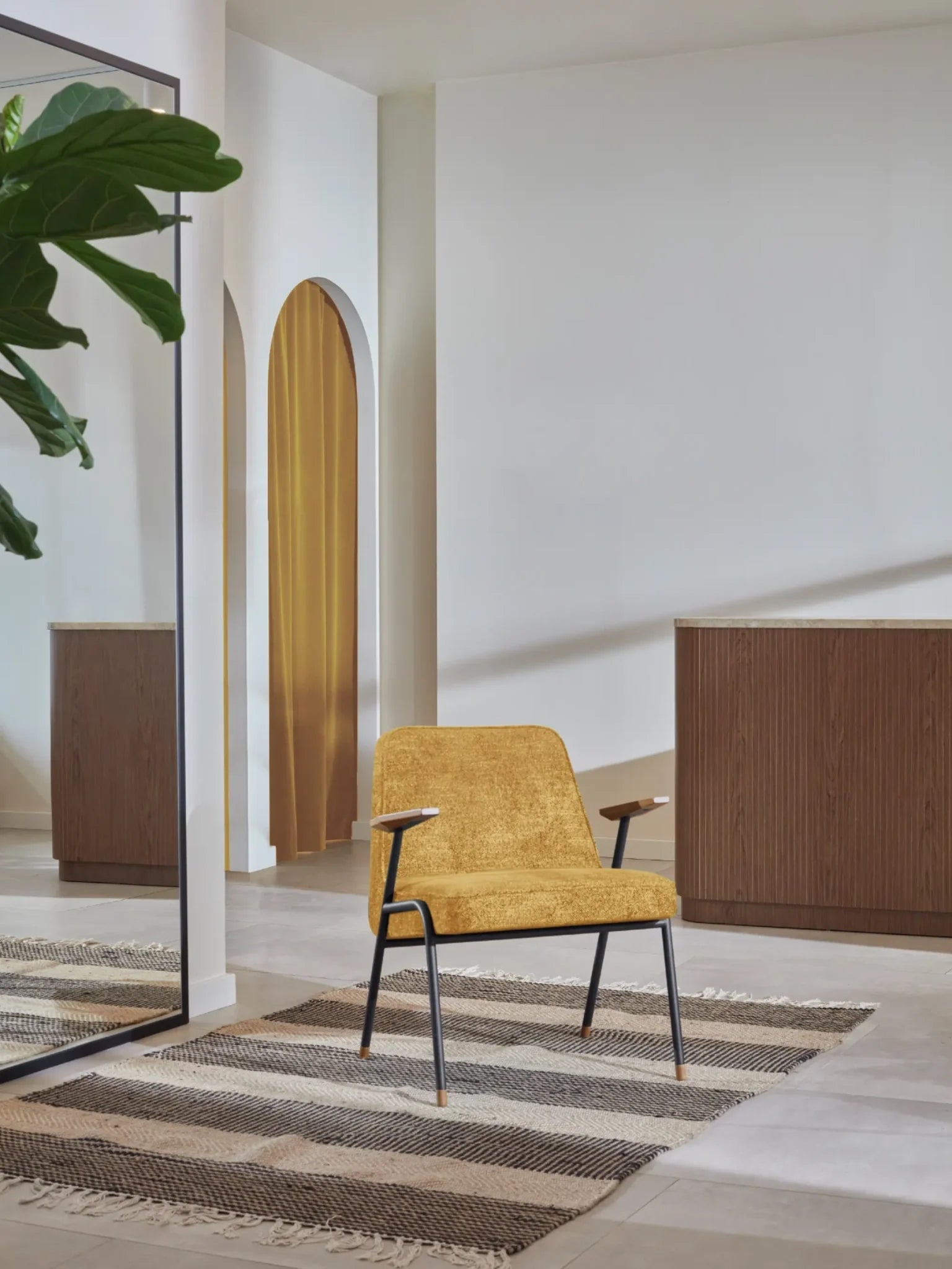 366 Metal Armchair in Velvet Indigo