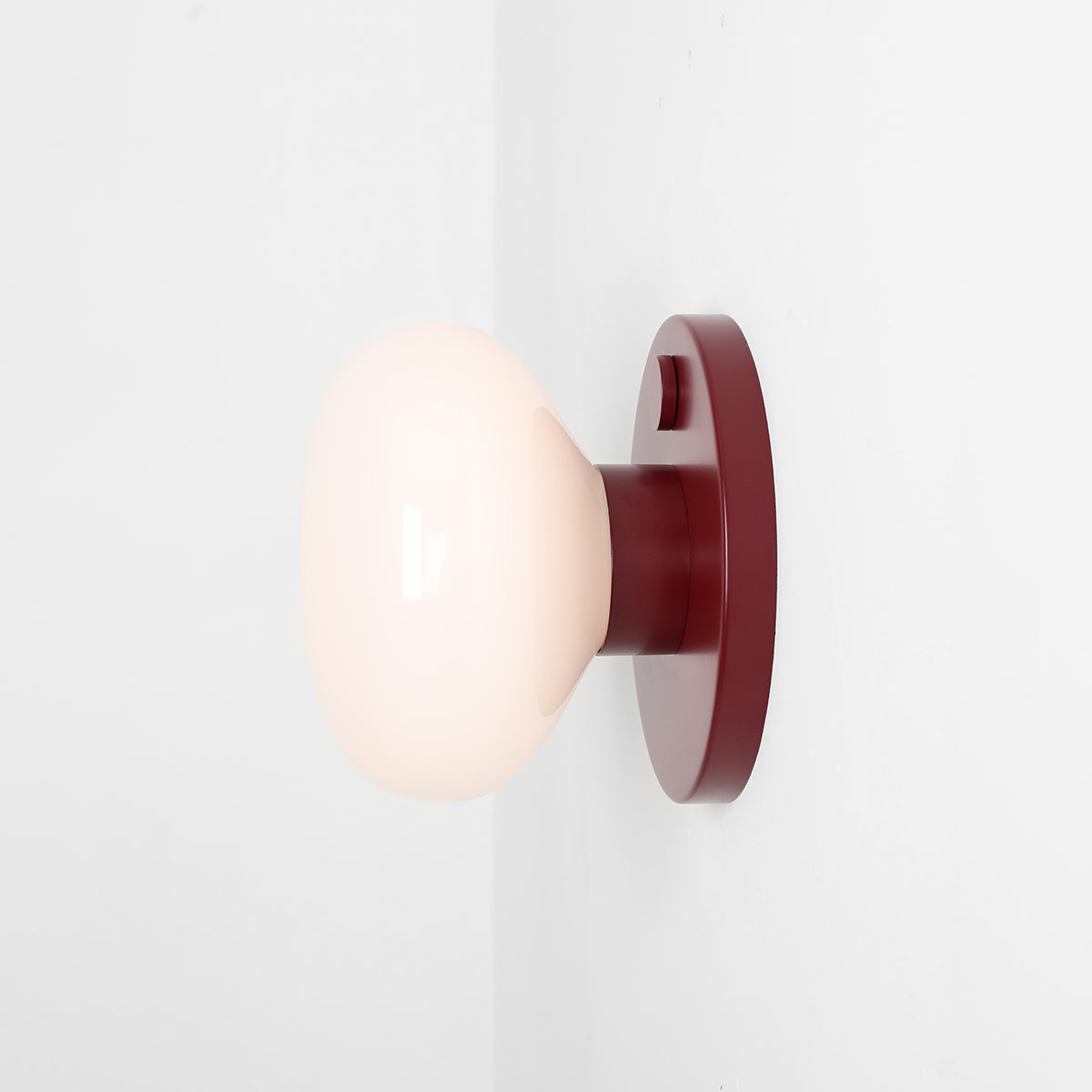 FLO wall lamp