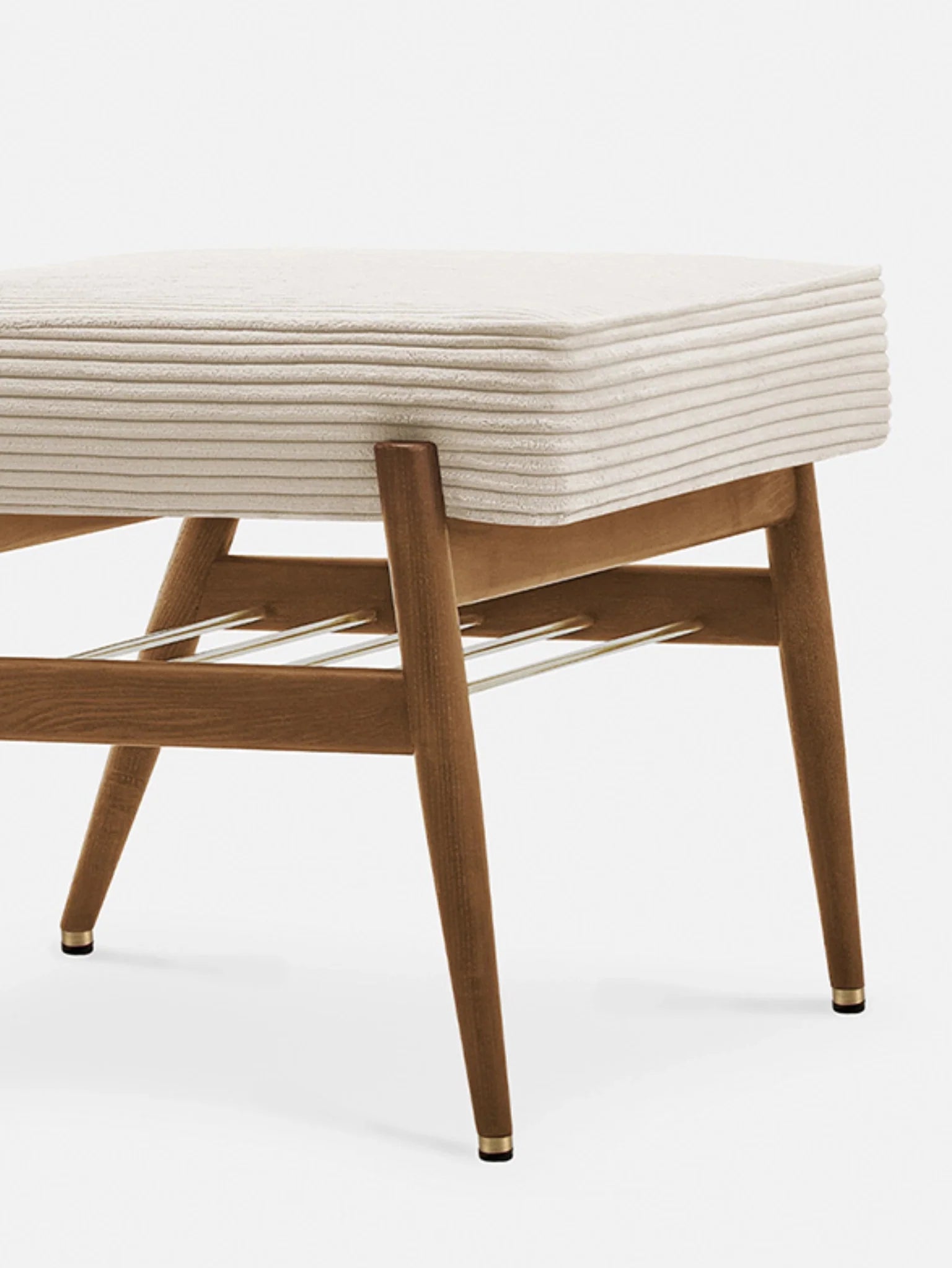 Fox Footrest in Cord Creme