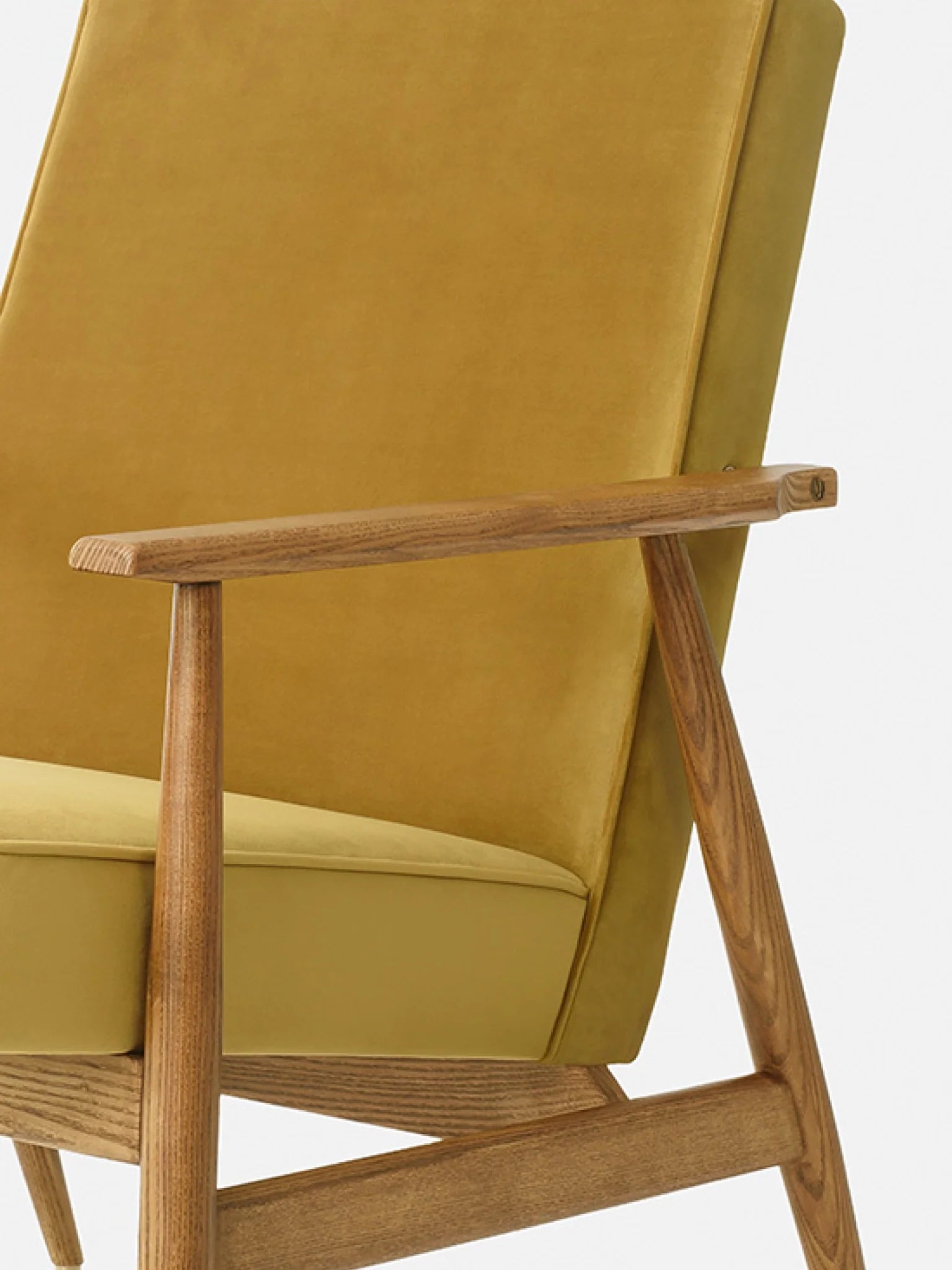 Fox Lounge Chair in Shine Velvet Mustard