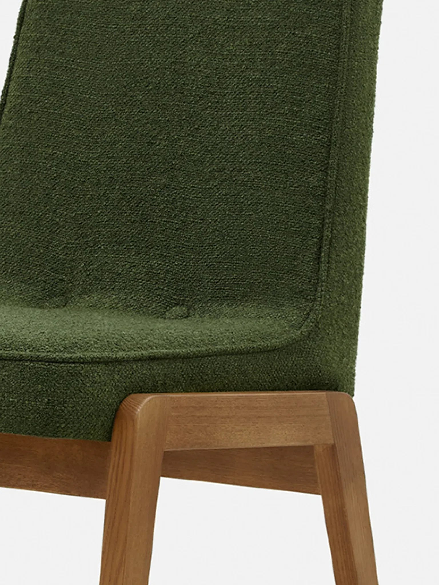 200-125 VAR Chair in Boucle Bottle Green