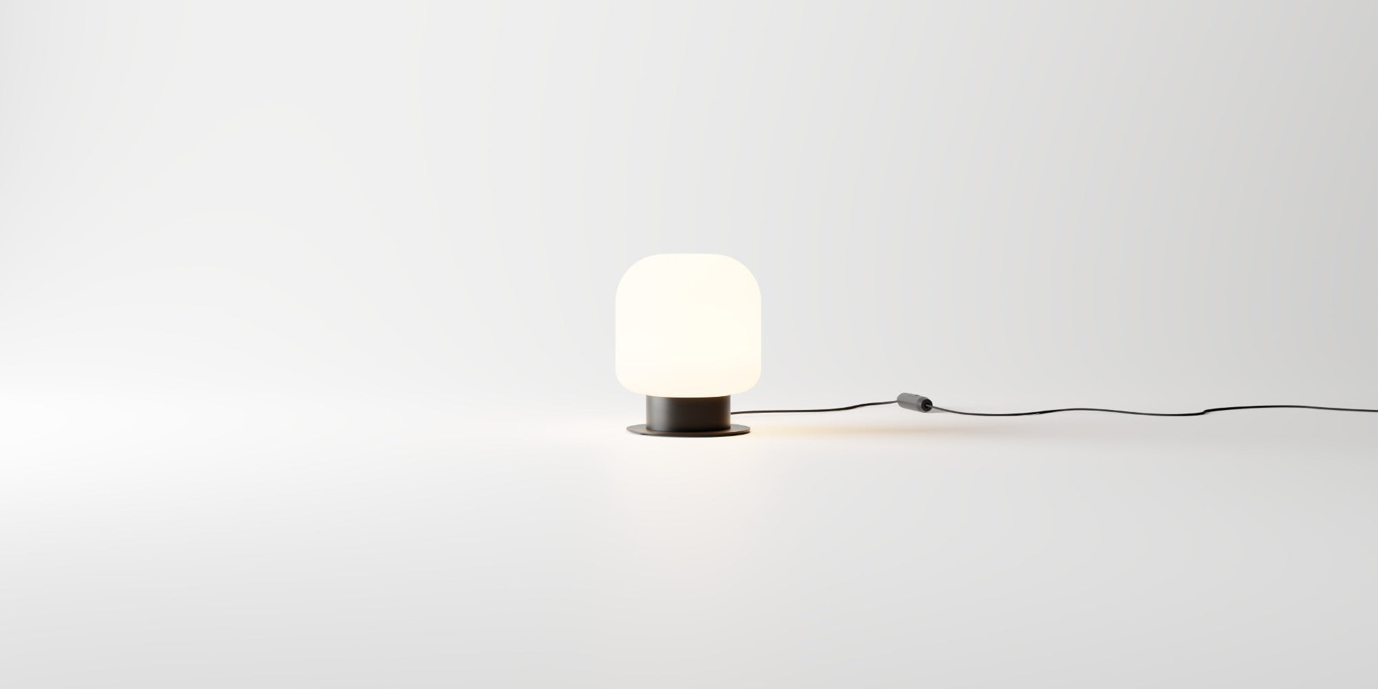 XILO Mini-Stehlampe