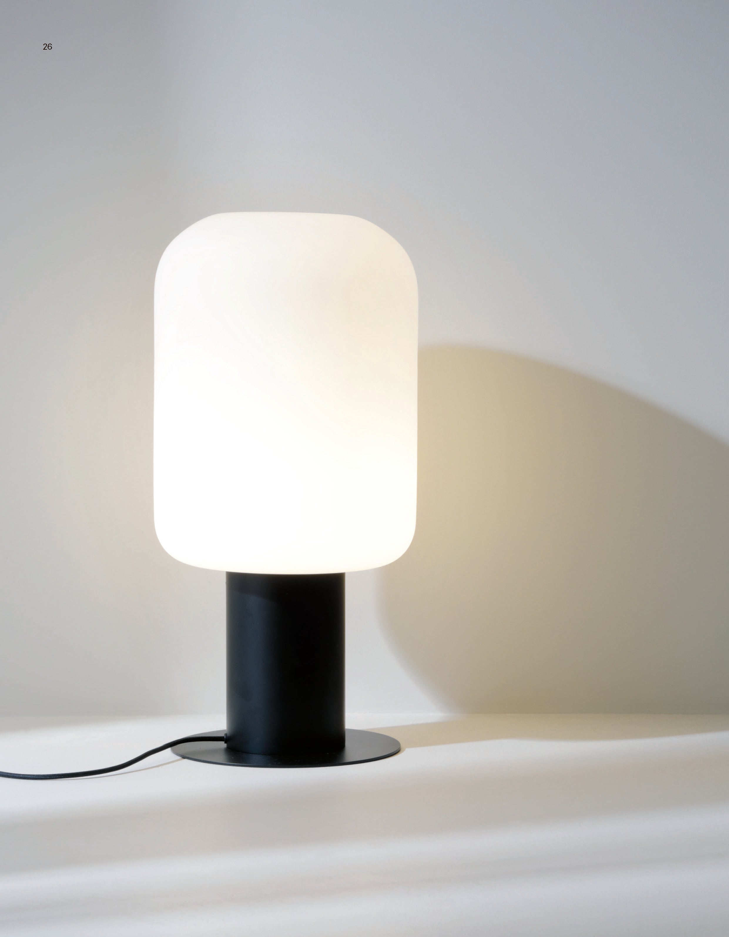 XILO Standing Lamp M