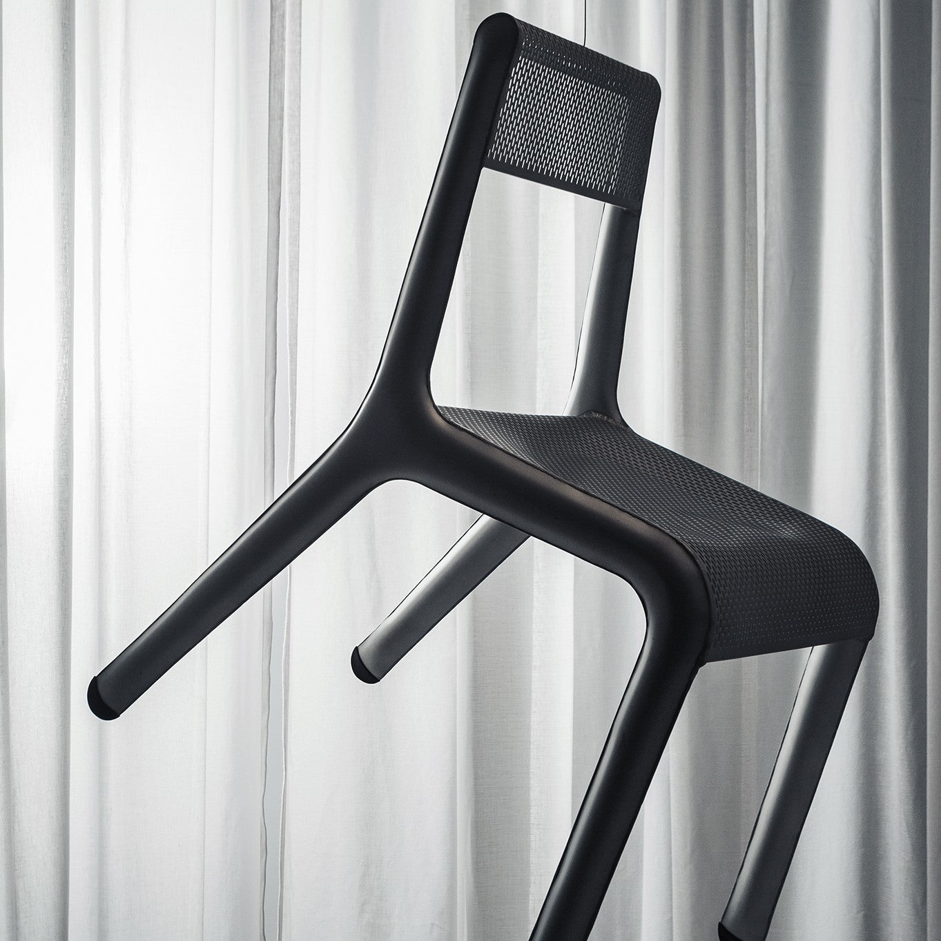 ULTRALEGGERA Chair
