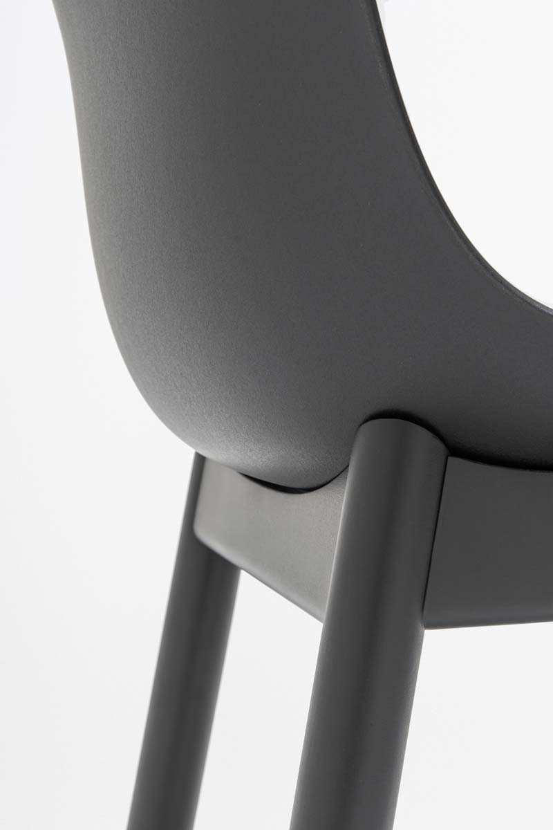 Holzgestell eines baltischen Stuhls