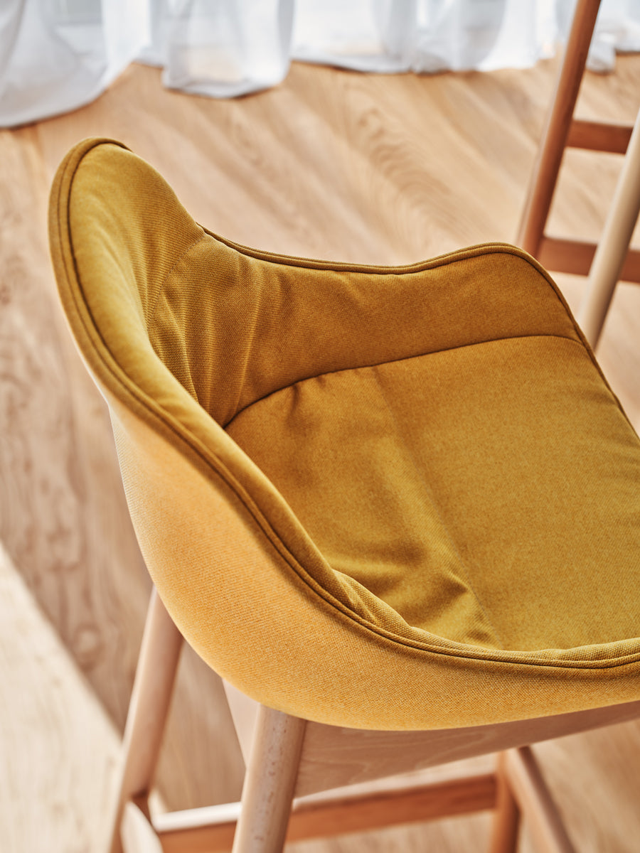 Baltischer Barhocker mit Holzgestell