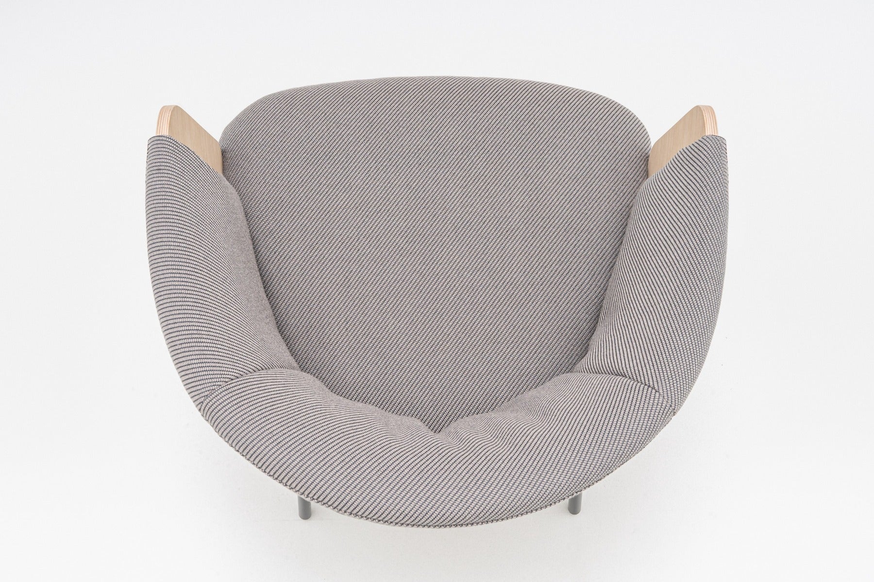 Collar chair 4-legged base