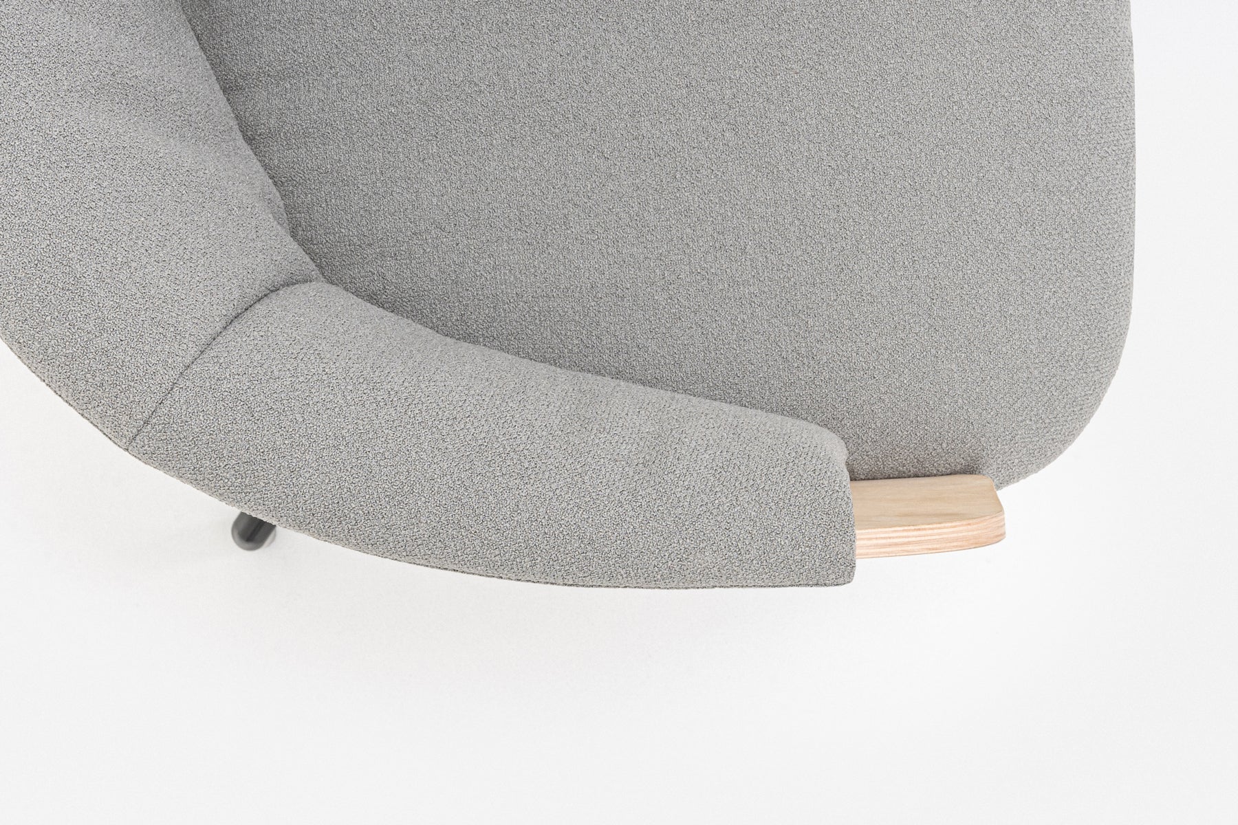 Collar chair swivel base