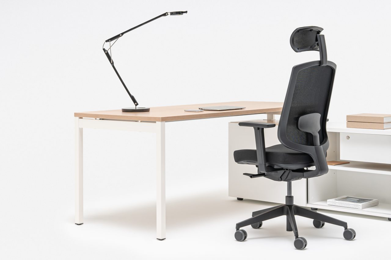 Ogi-Schreibtisch-Managerschrank