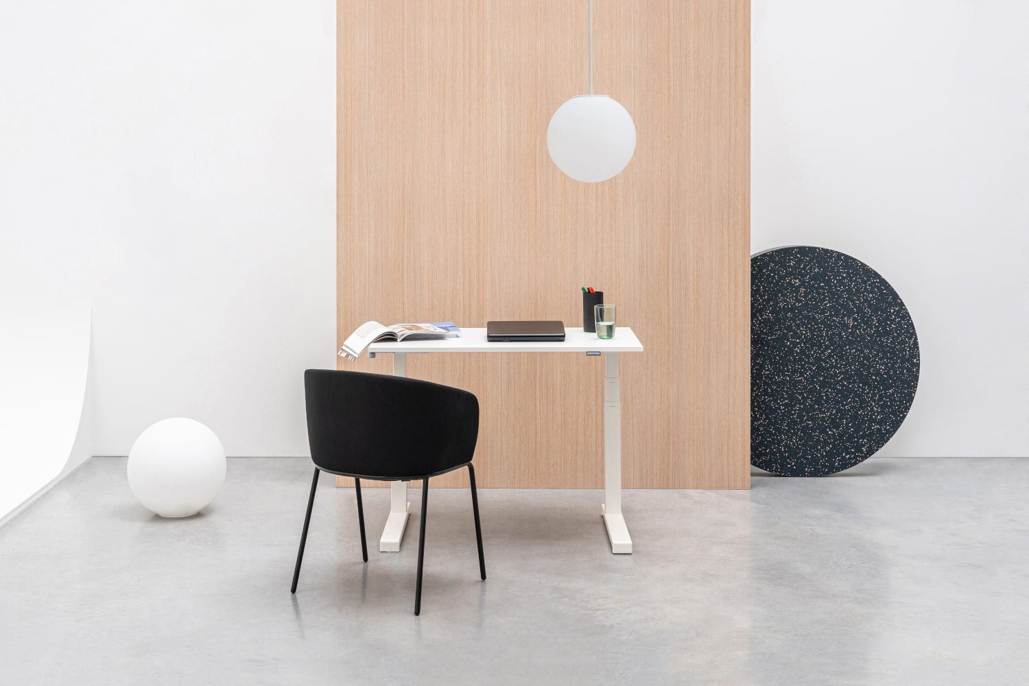 Compact desk electrical height adjustment 575-1225 mm