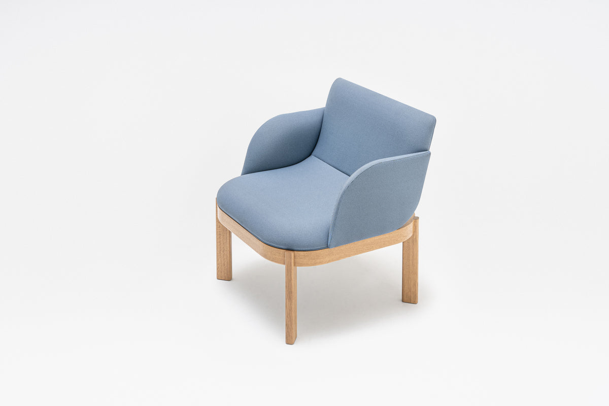 Ramp armchair