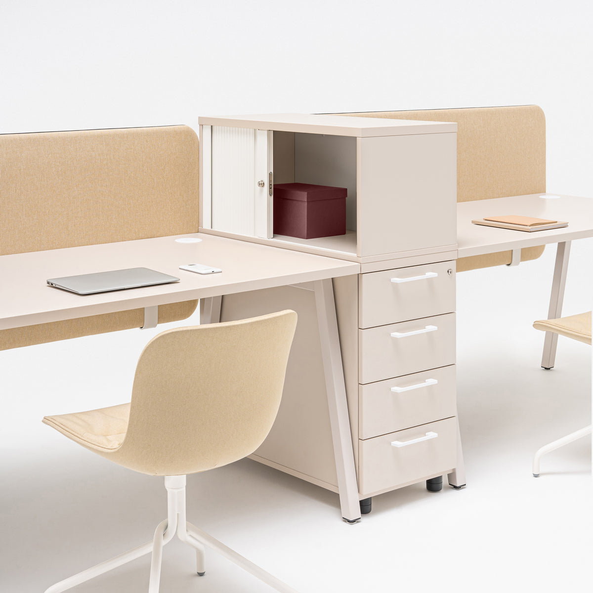 Standard pedestal extension unit