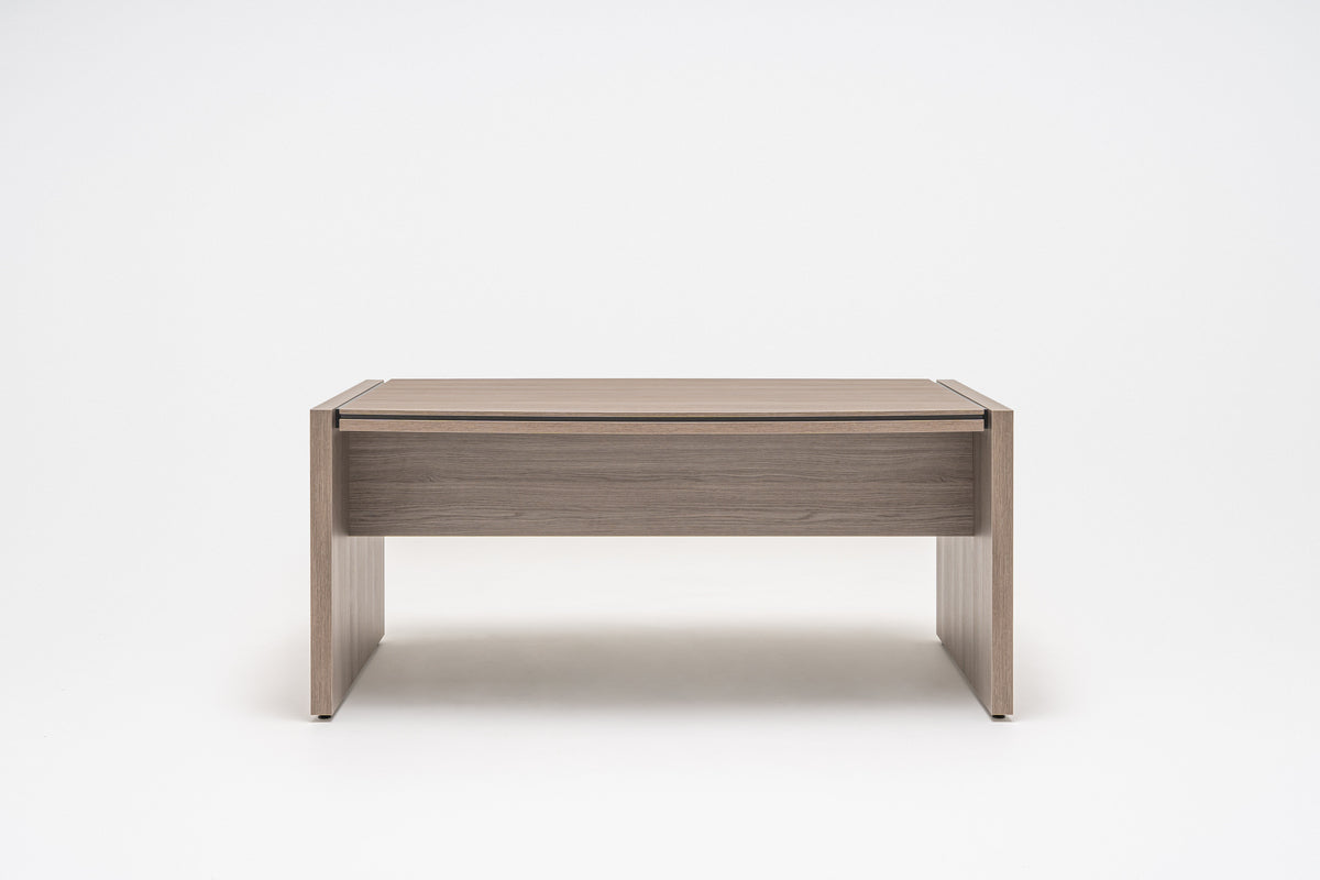 Status executive desk