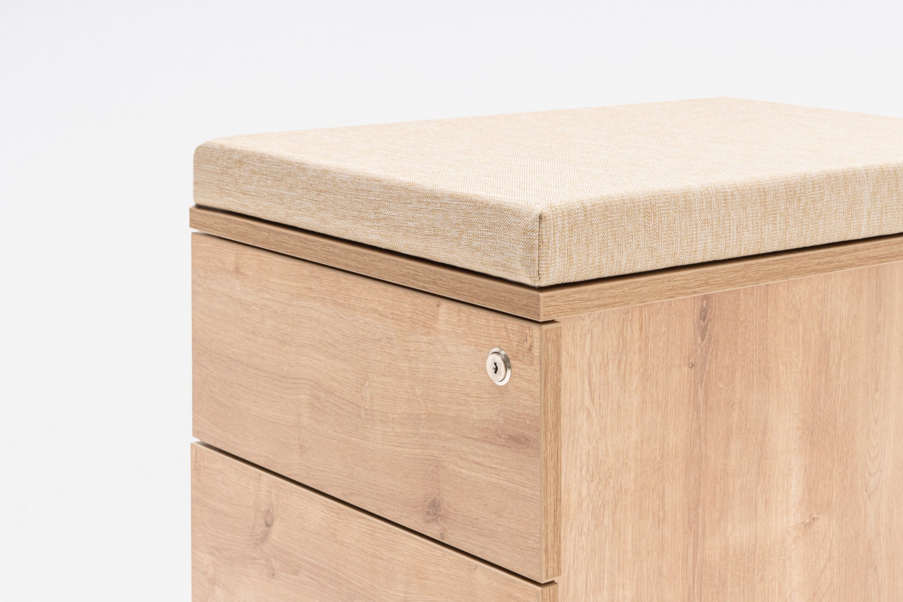 Pedestal cushion for pedestal