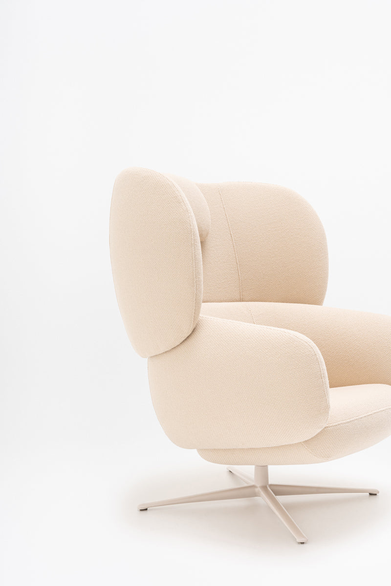 Großer Sessel mit drehbarem Kopfteil