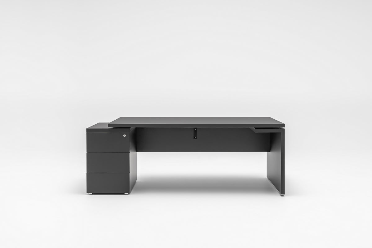 Mito executive desk