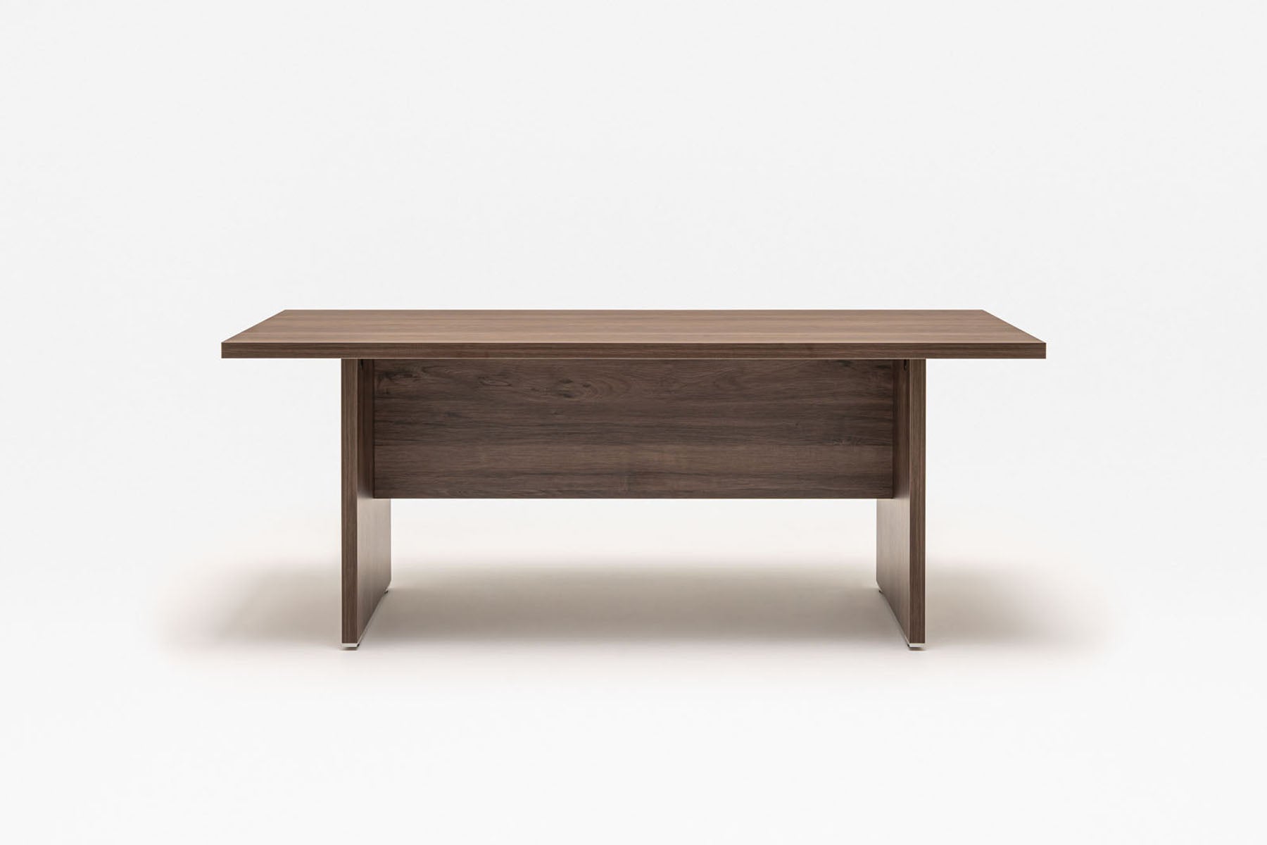 Quando executive table