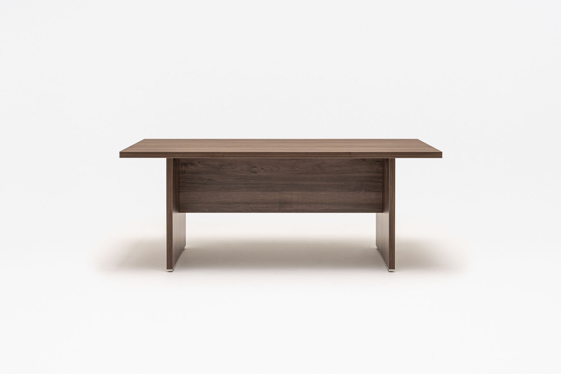 Quando executive table