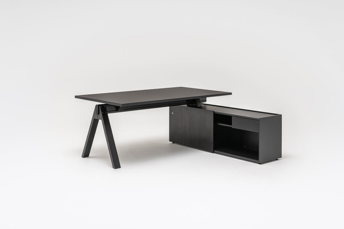 Viga executive desk