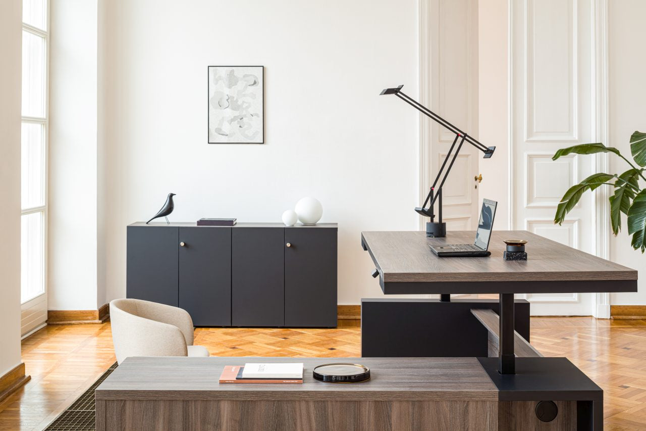 Mito height adjustable desk