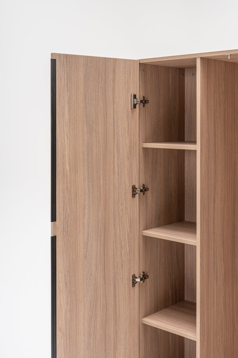 Mito glass-door cabinet