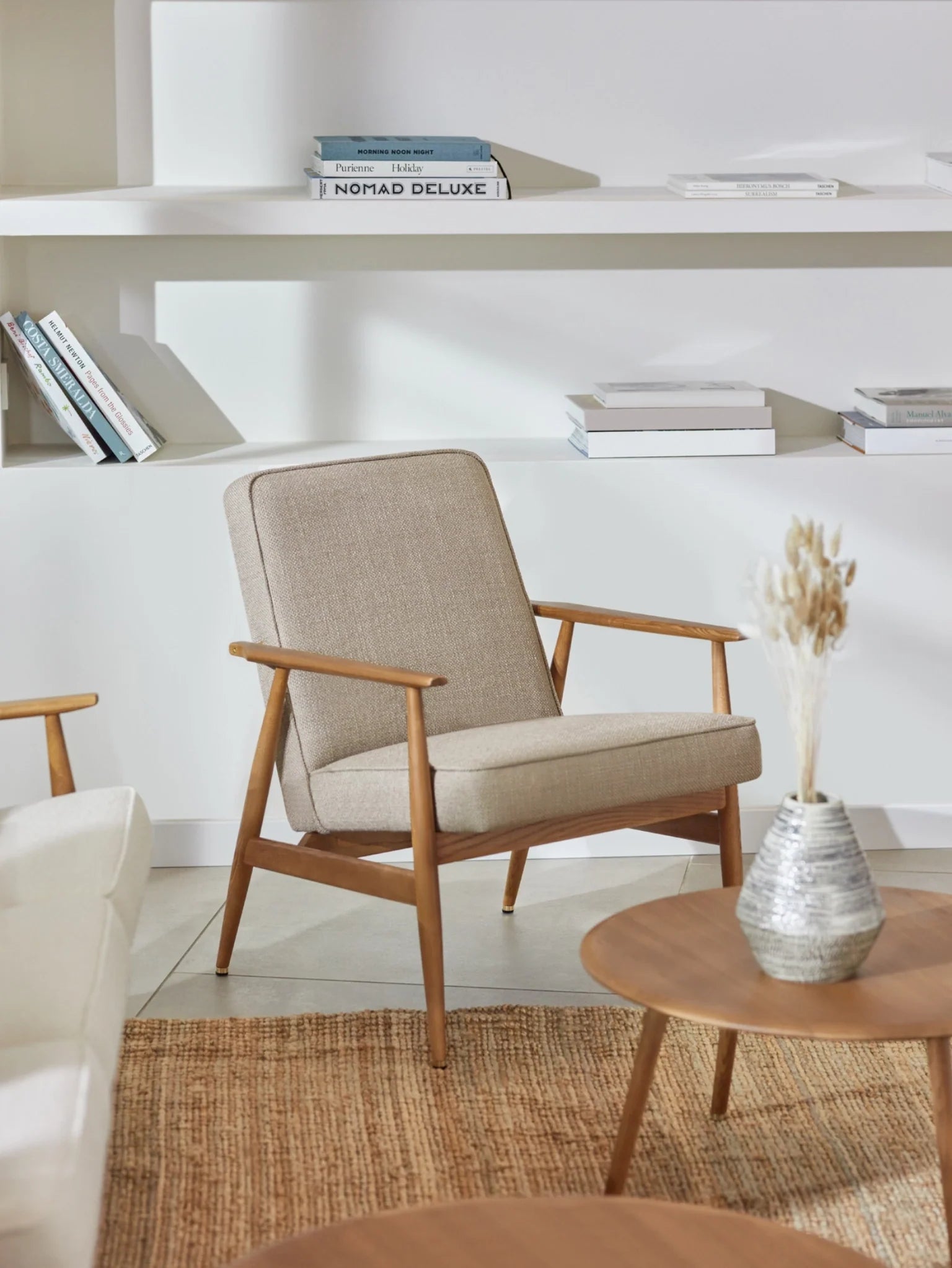 Fox Lounge Chair in Velvet Indigo