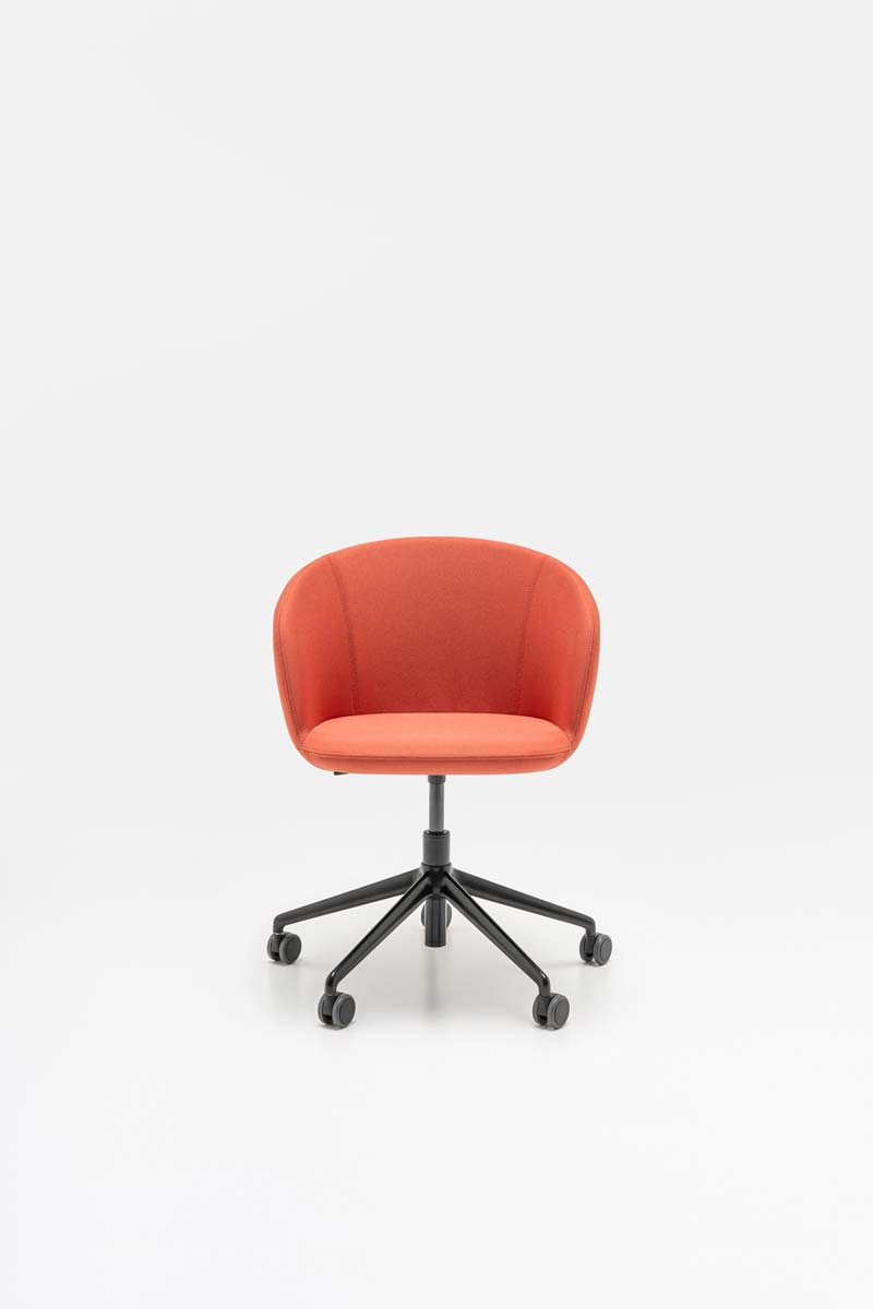 Grace chair with height adjustment