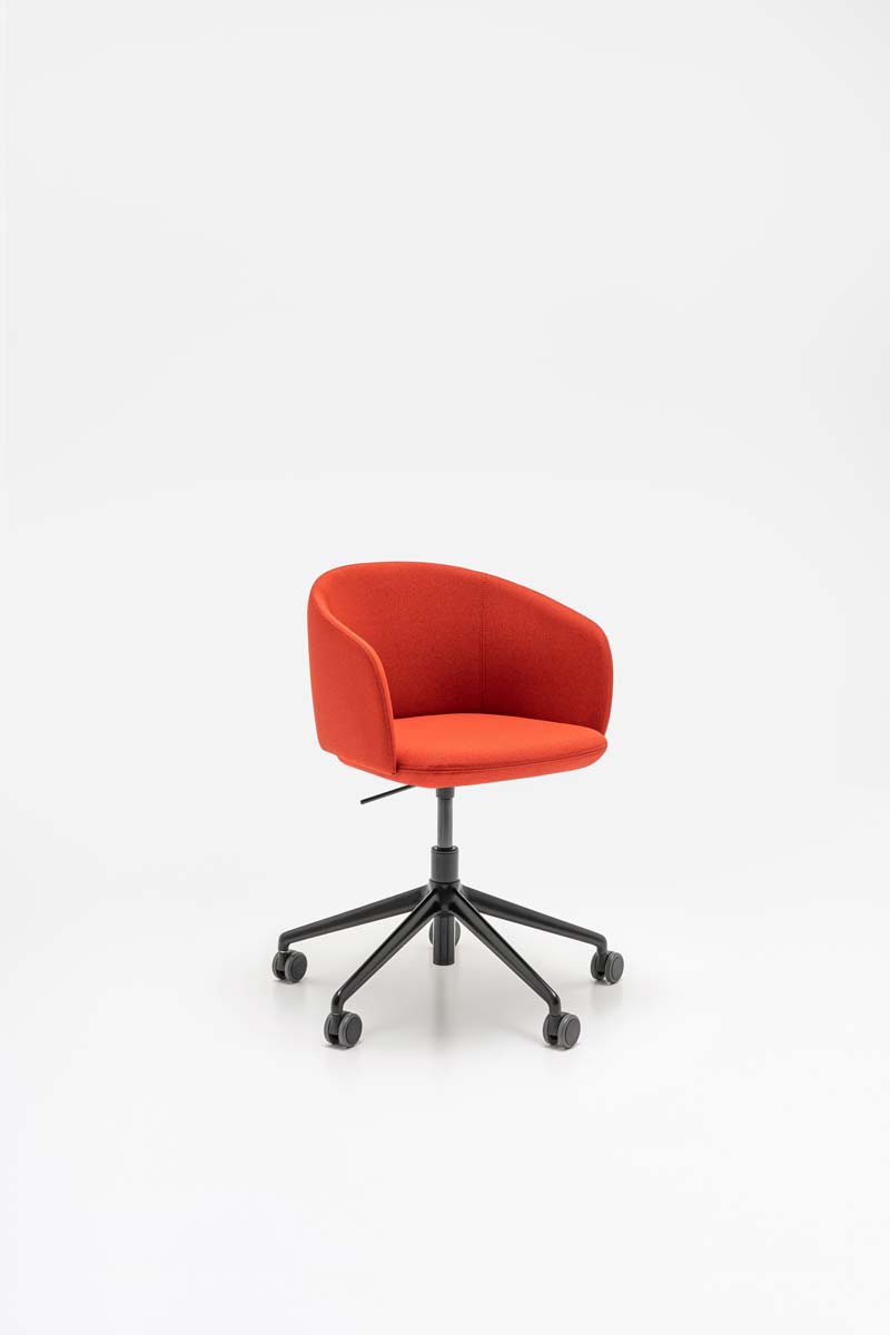 Grace chair with height adjustment