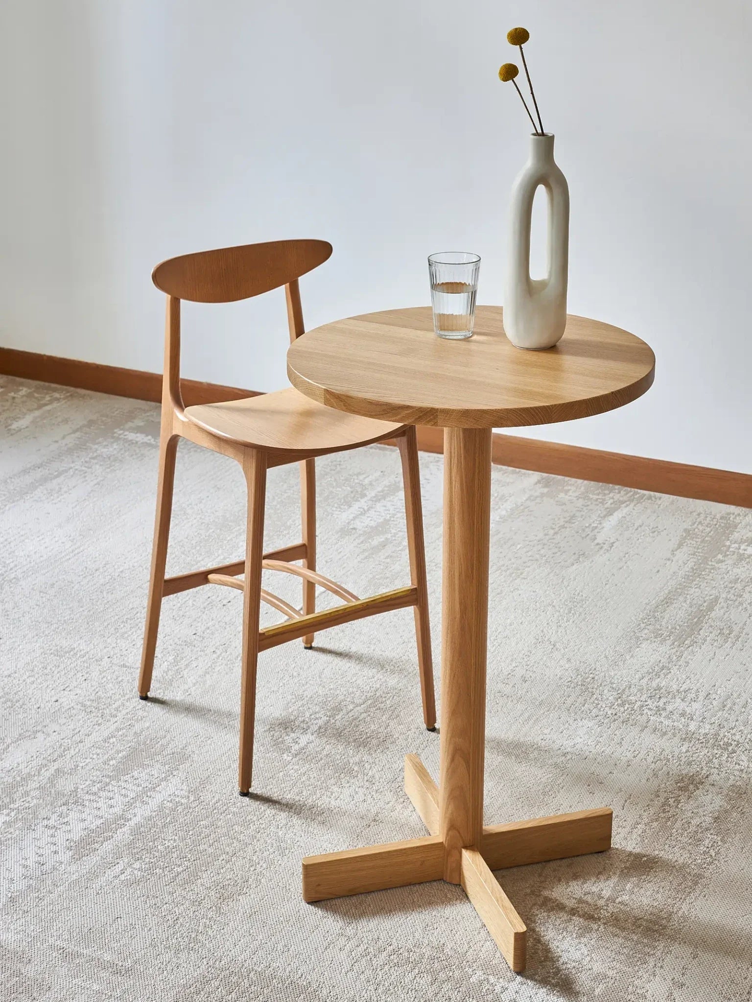 200-190 Barhocker aus Holz, Größe M/75