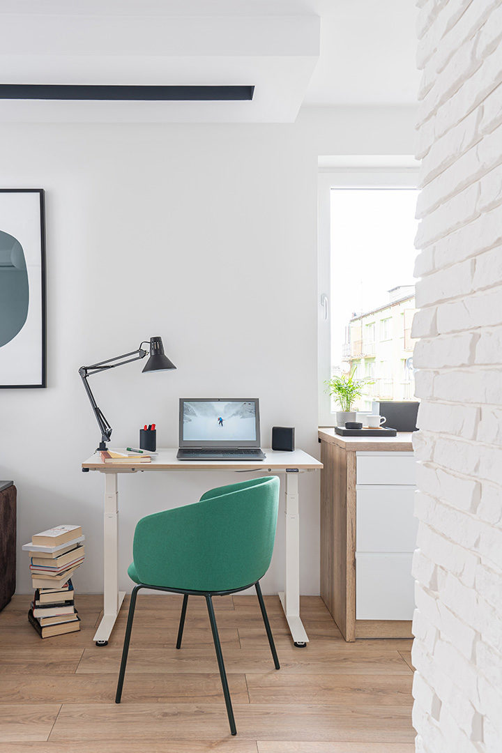 Compact desk electrical height adjustment 575-1225 mm