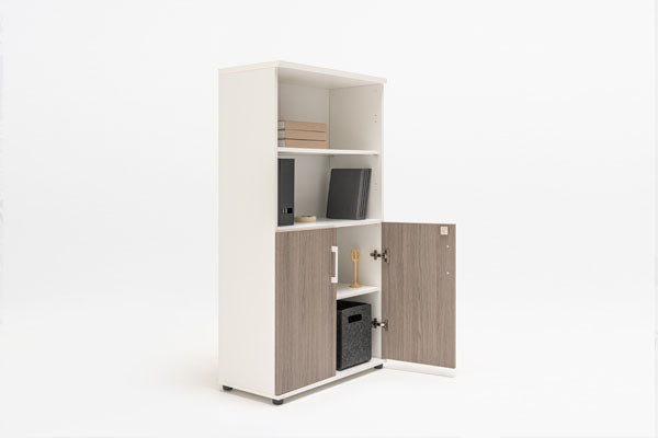 Einfaches halbes Bücherregal