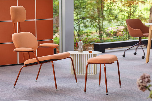 Neue gepolsterte Fußstütze