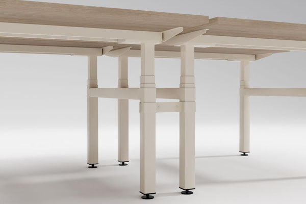 Ogi Separator for desk arrangements