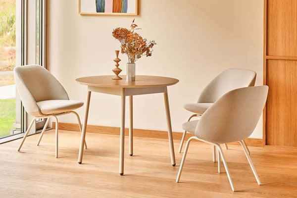 Paralel conference armchair 4-legged base