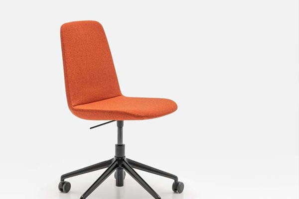 Ulti-Stuhl mit Höhenverstellung