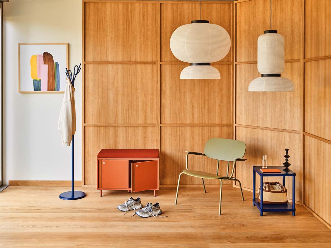 Locker locker-type cabinet