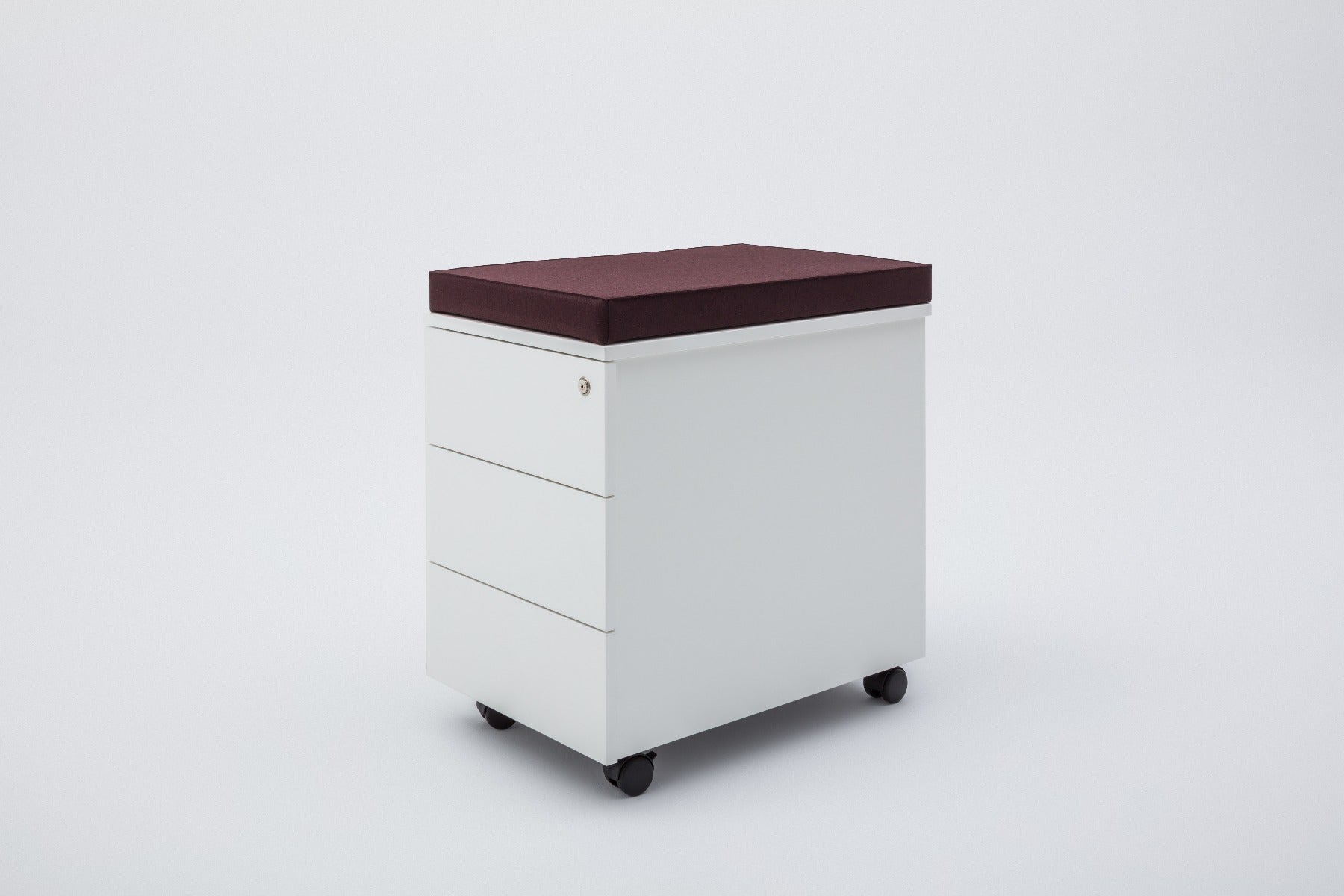 Standard mobile pedestal