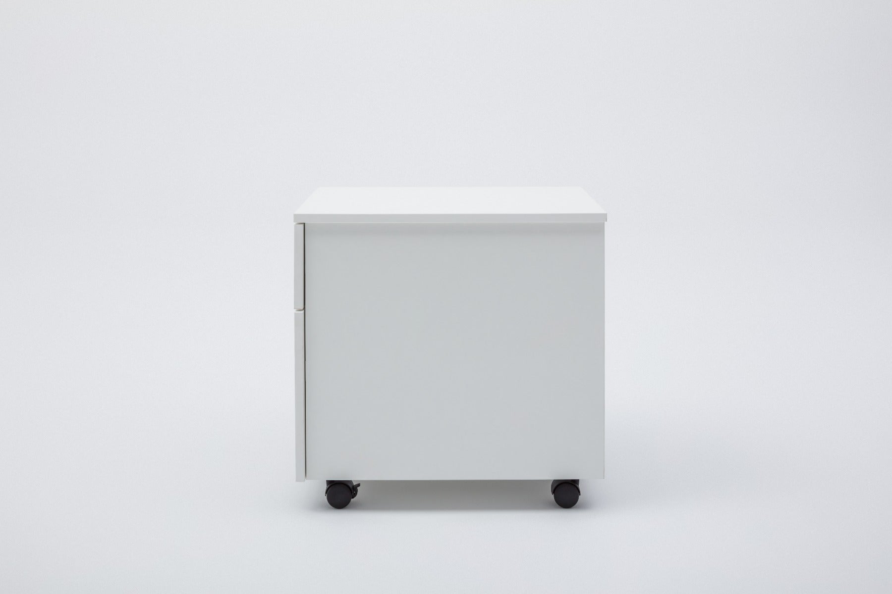 Standard mobile pedestal