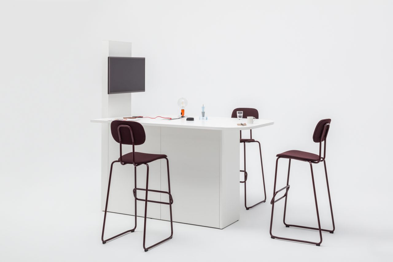 Ogi multimedia station