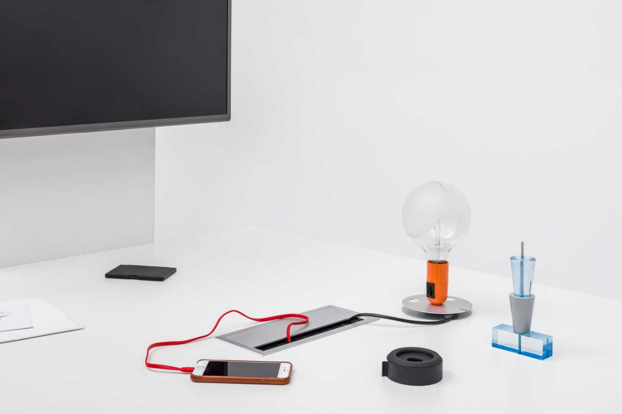 Ogi multimedia station