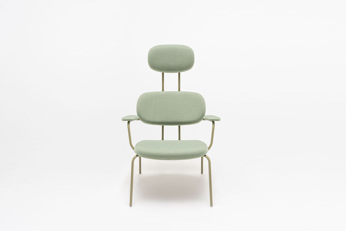 Neuer Polstersessel mit Kopfstütze